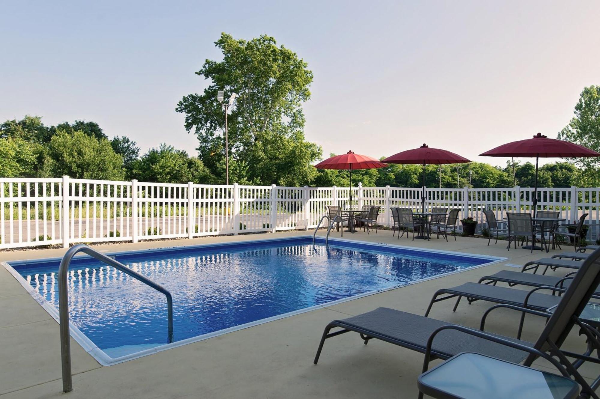 Red Roof Inn Georgetown, In - Louisville West Екстер'єр фото